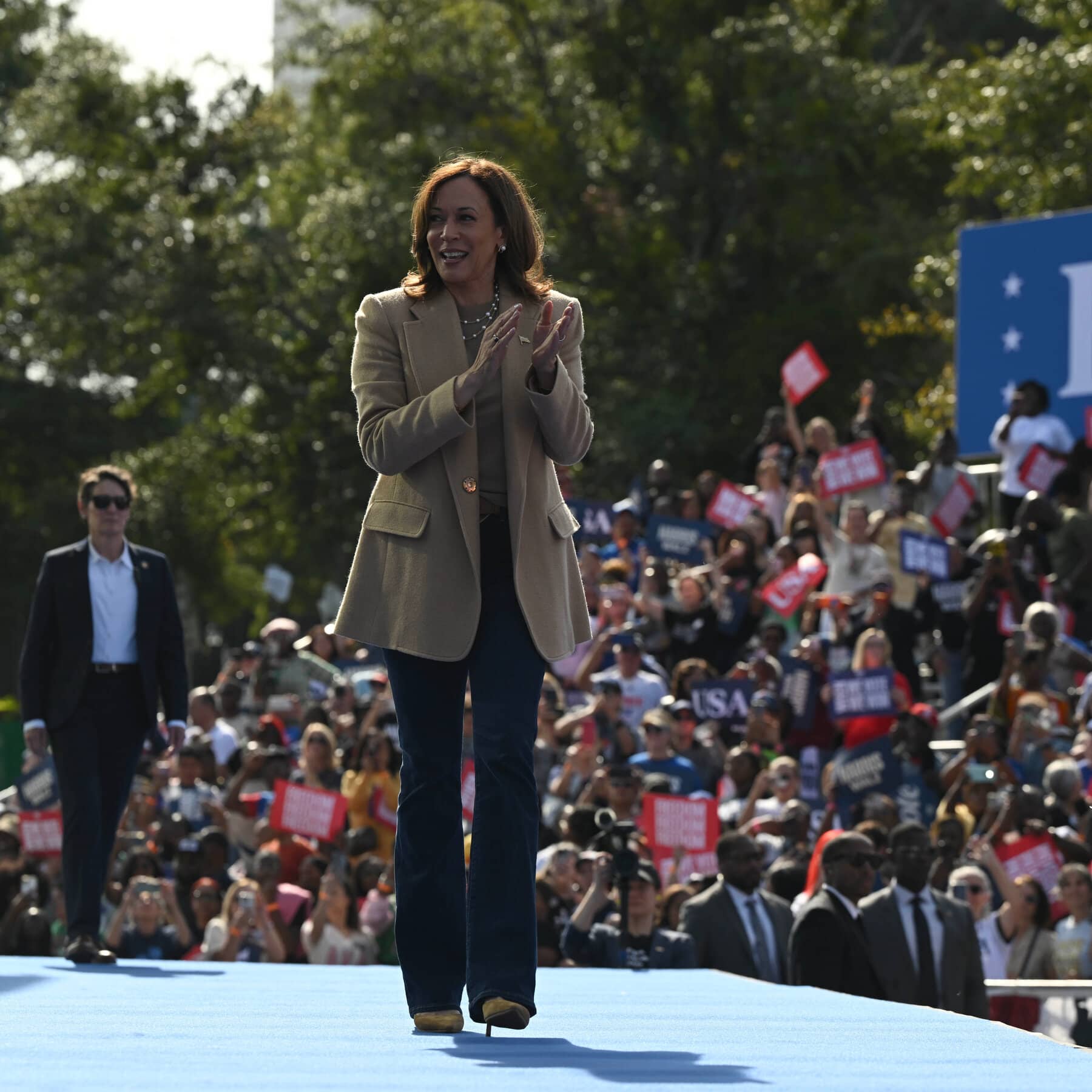 Trump and Harris Focus on Economy as They Campaign in Southern States