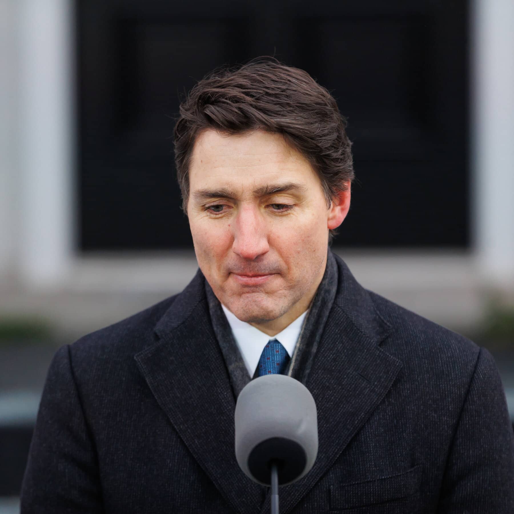 Justin Trudeau to Resign, and U.S. Reports First Bird Flu Death